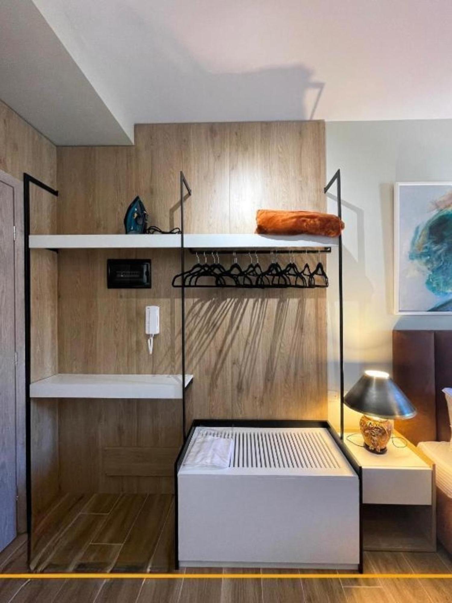 סרנדה Flori Apartments מראה חיצוני תמונה