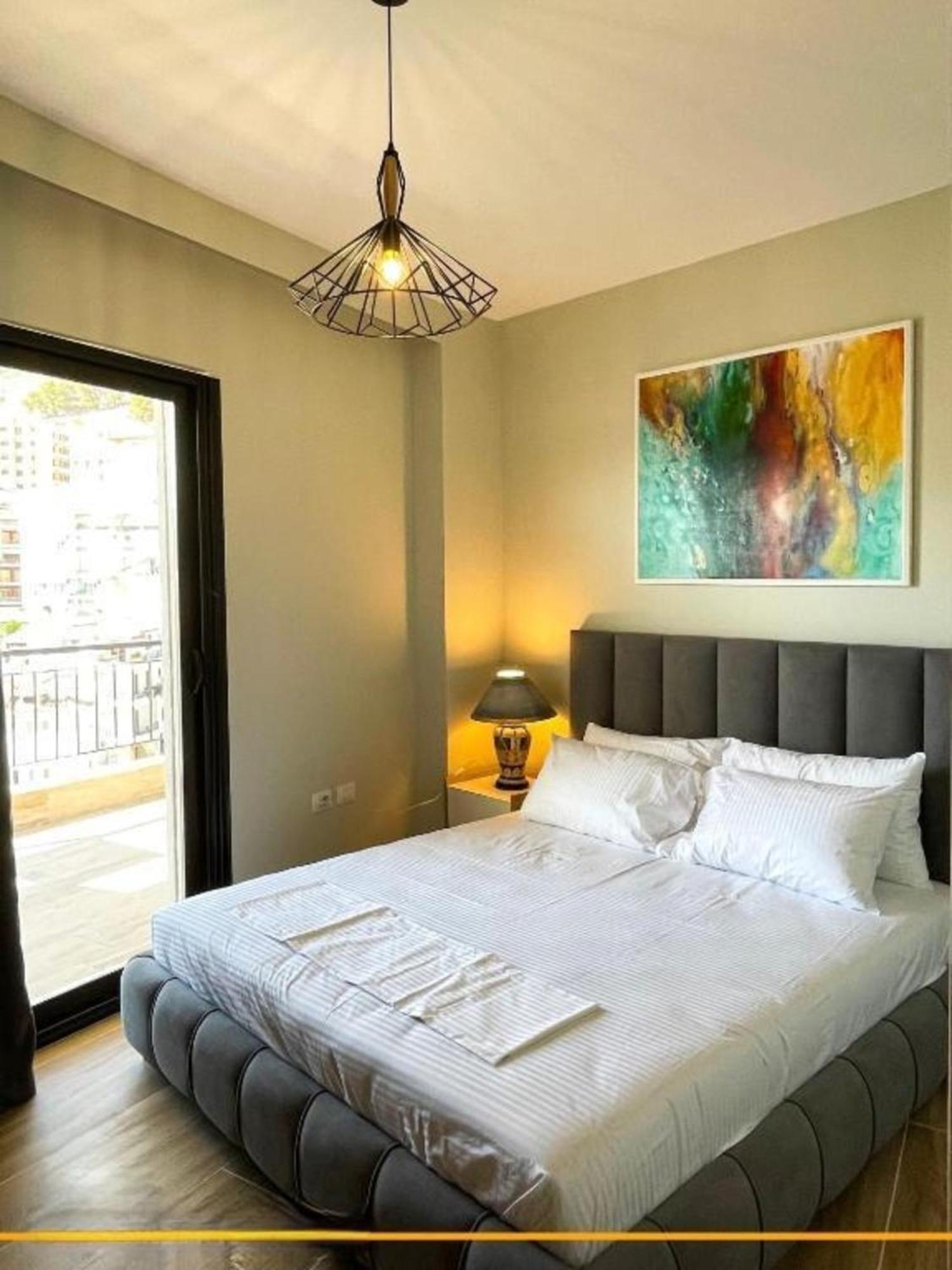 סרנדה Flori Apartments מראה חיצוני תמונה