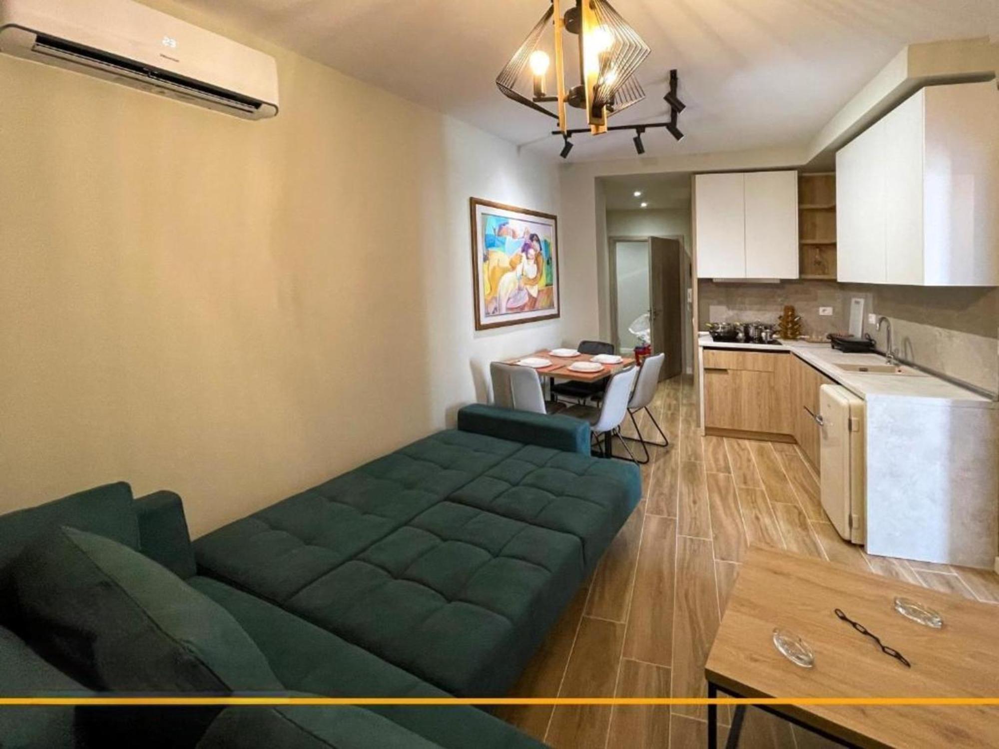 סרנדה Flori Apartments מראה חיצוני תמונה
