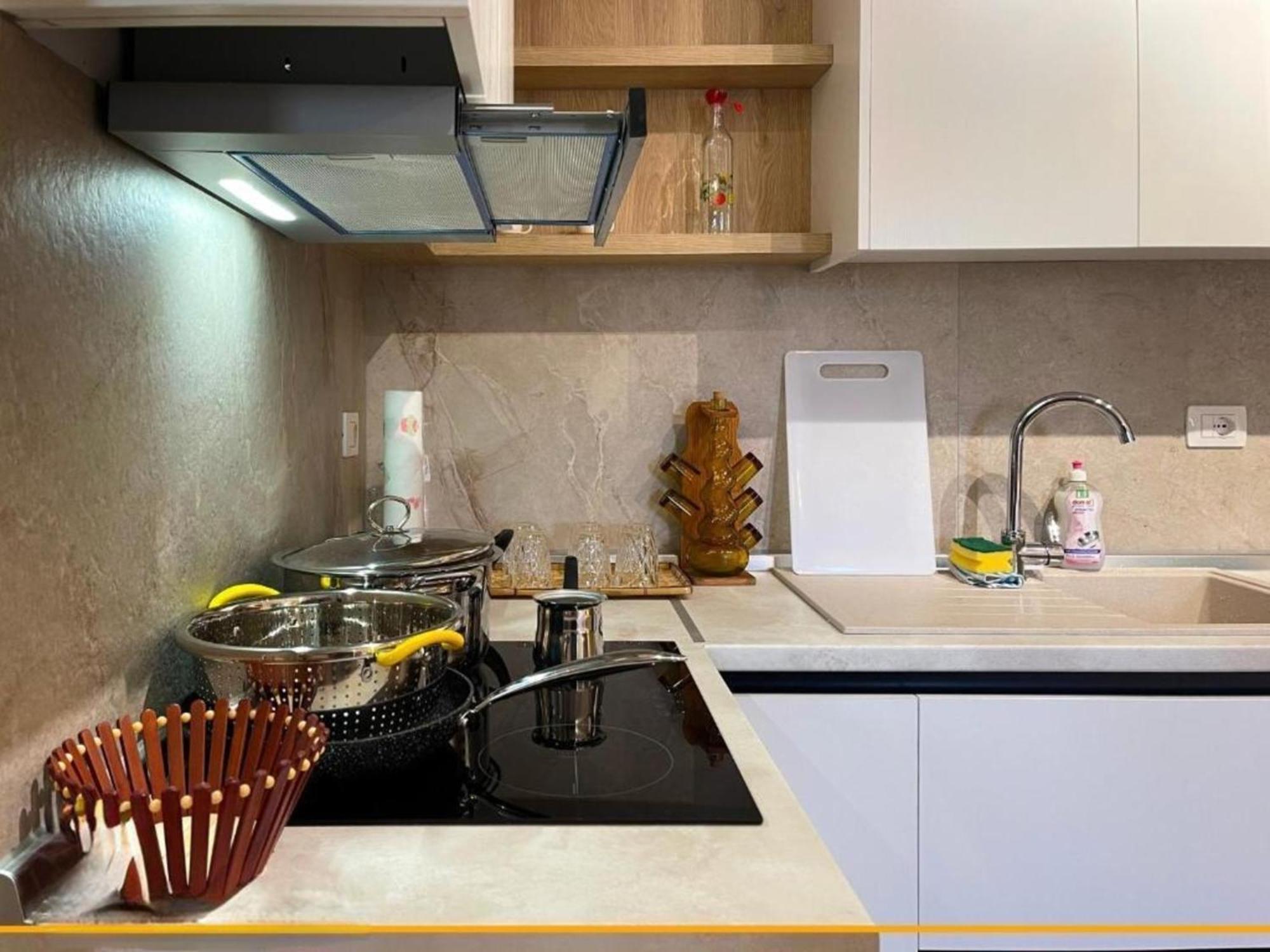 סרנדה Flori Apartments מראה חיצוני תמונה