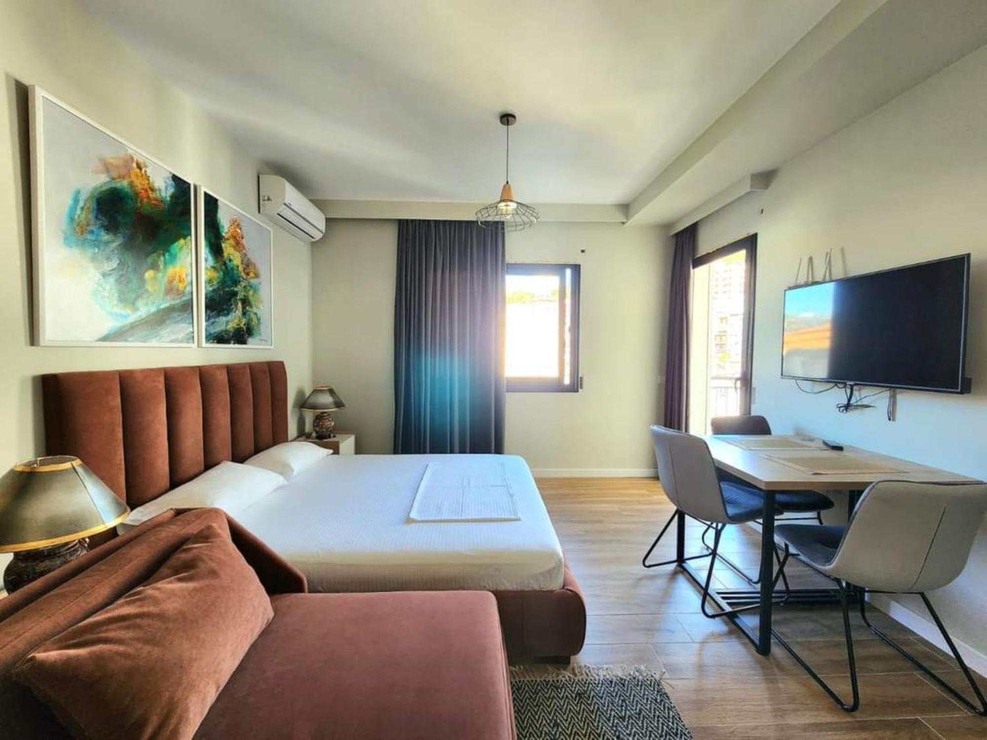 סרנדה Flori Apartments מראה חיצוני תמונה